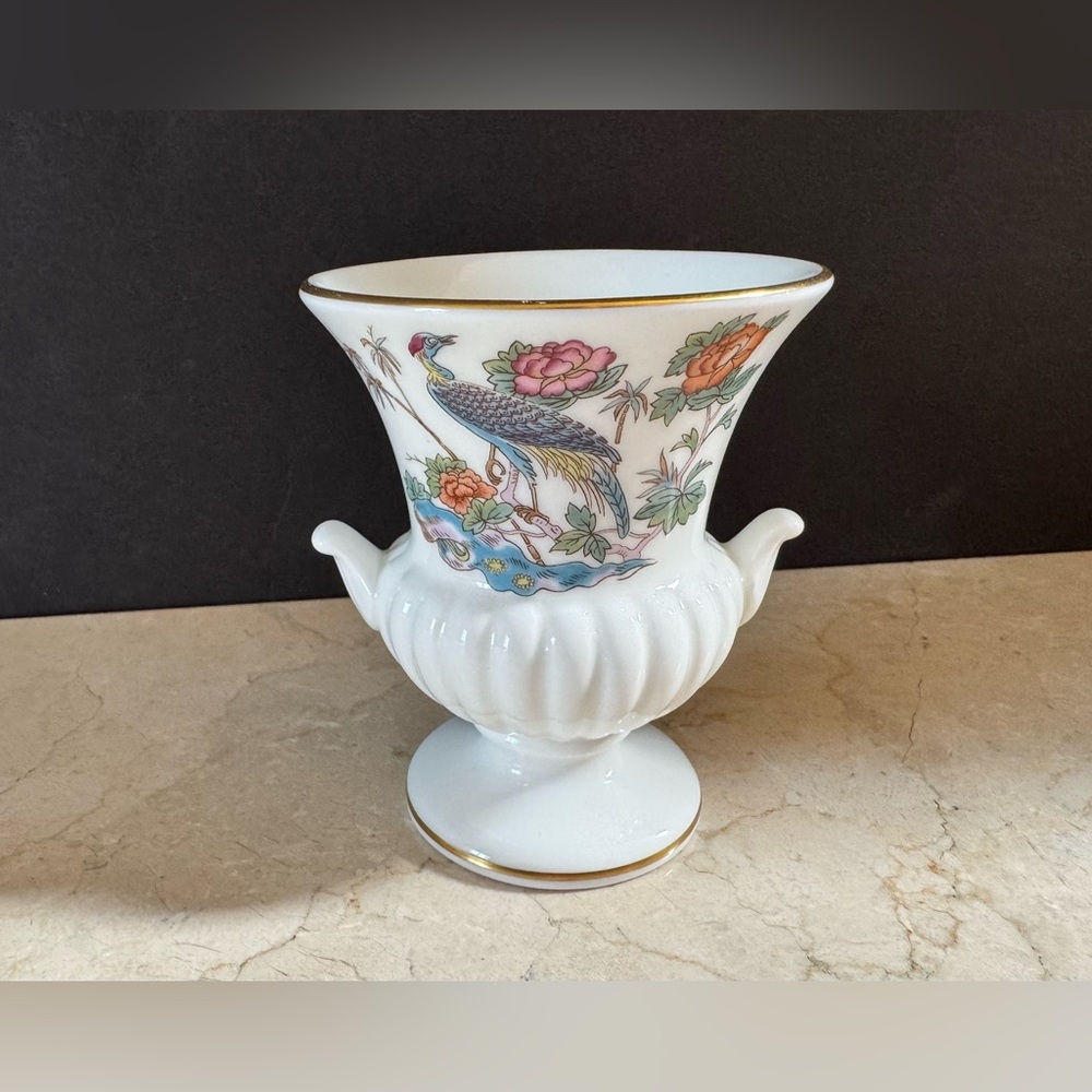 SOLD | Wedgwood Kutani Crane Mini Urn Bud Vase